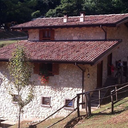 Villa Agriturismo Agrimon Sabbio Chiese Exterior foto
