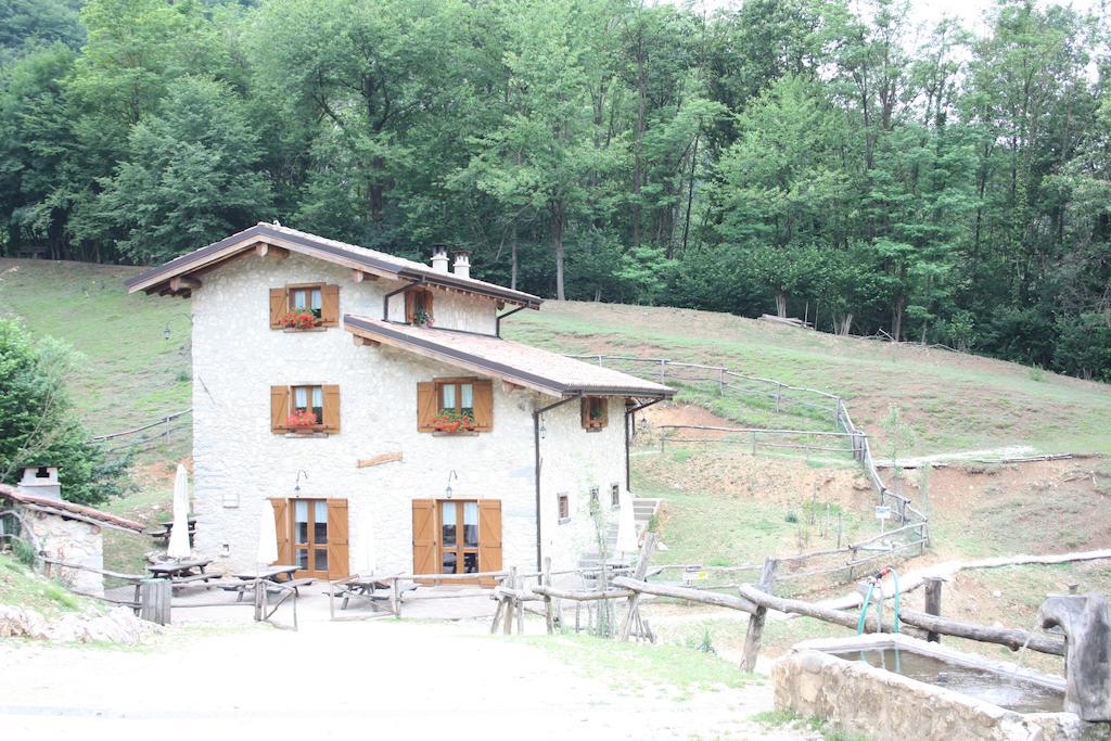 Villa Agriturismo Agrimon Sabbio Chiese Exterior foto